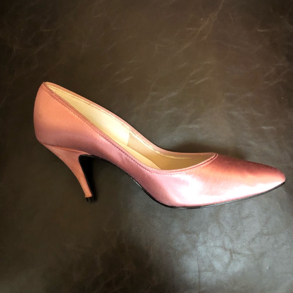Pink Satin heels size 7 1/2